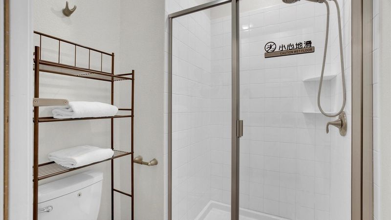 Hall Bathroom 4 (Angle)
Shower