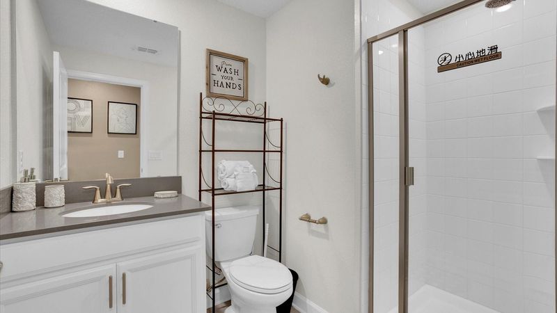 Hall Bathroom 3 Upstairs
Shower