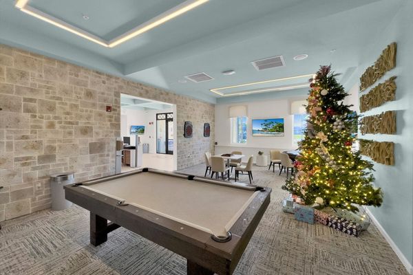 Storey Lake-Bronson Club-Clubhouse