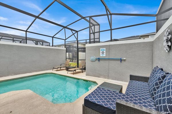 Pool Deck (Angle)