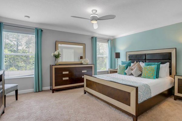 Master King Bedroom 1 Upstairs
Attached Bathroom