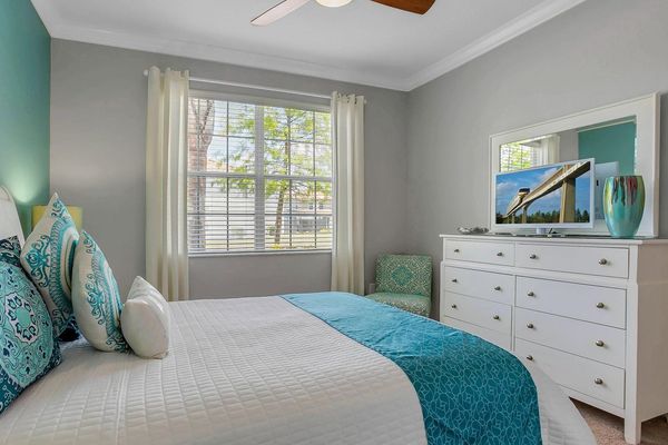 Queen Bedroom 6 (Angle)
43" Smart TV
Tv has been updated since this picture was taken