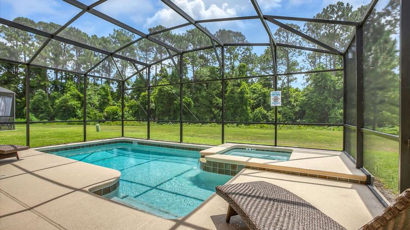 Pool Deck
Pool Faces South East