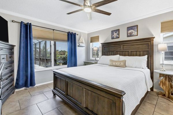 King master bedroom with ensuite