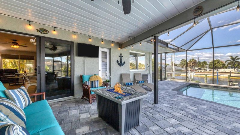 Enjoy the firetable overlooking the canal