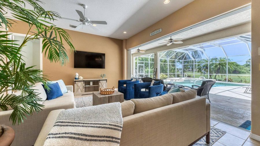 974 Rotunda Circle