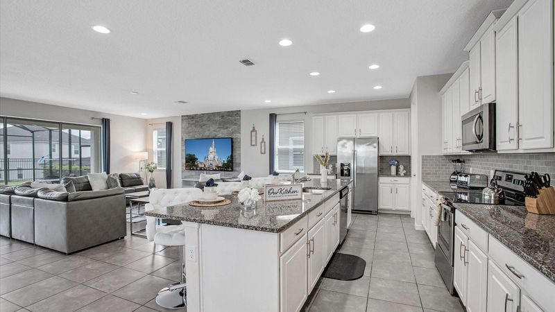 Kitchen (Angle)