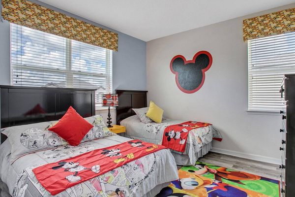 Twin/Double Bedroom 4 Upstairs
Shared Bathroom-Shower
Mickey Theme