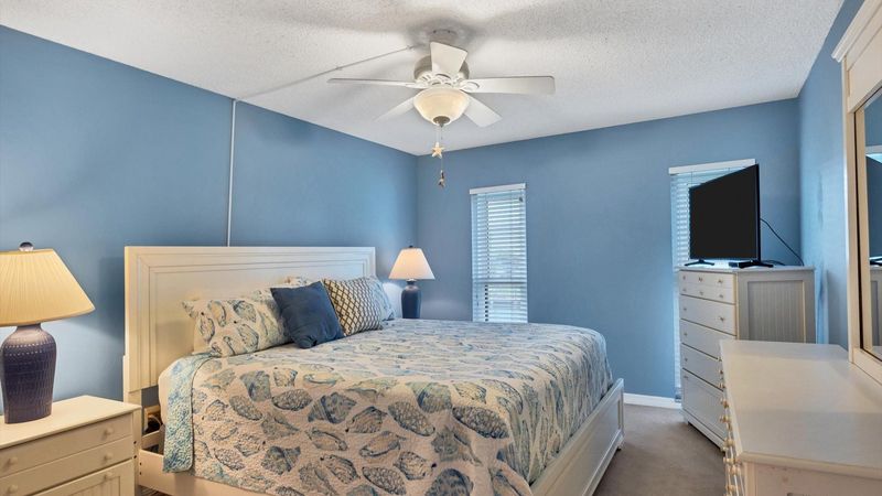 King master bedroom with ensuite
