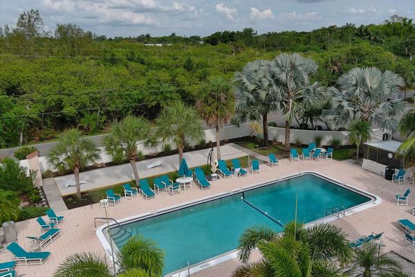 25188 Marion Ave Unit C103