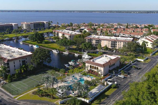 Resort Grounds overlooking the Peace River
