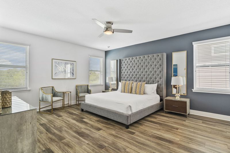 Master suite located on the 2nd floor