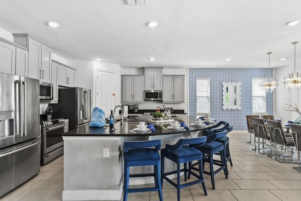 The fully equipped kitchen is perfect for preparing a favorite recipe