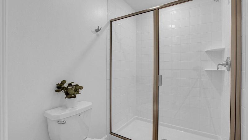 Twin/Double Bathroom 3
Shower
Under The Sea