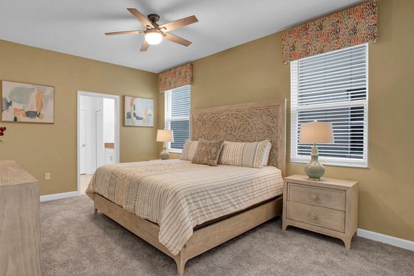 Master King Bedroom 1
Downstairs