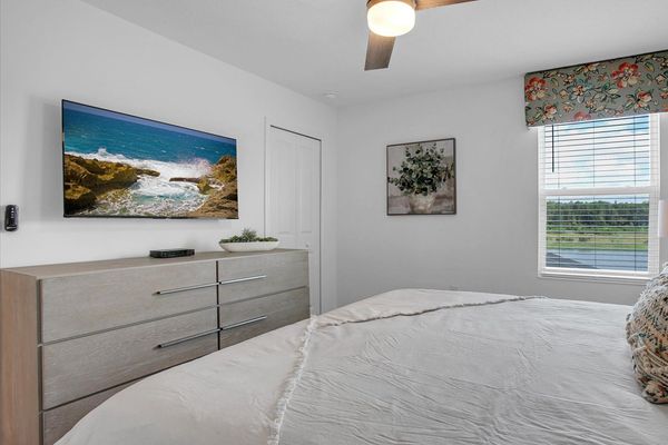 King Suite Bedroom 7 (Angle)
50" Roku TV