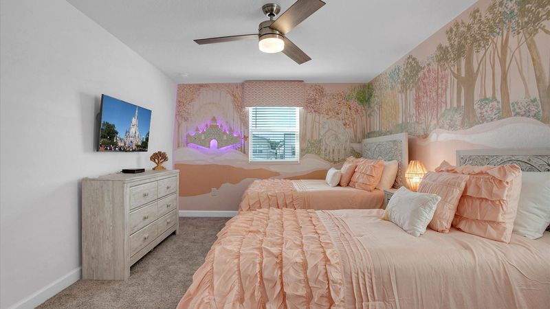 Twin/Double Suite Bedroom 4 (Angle)
43" Smart TV
Jack N Jill Bathroom