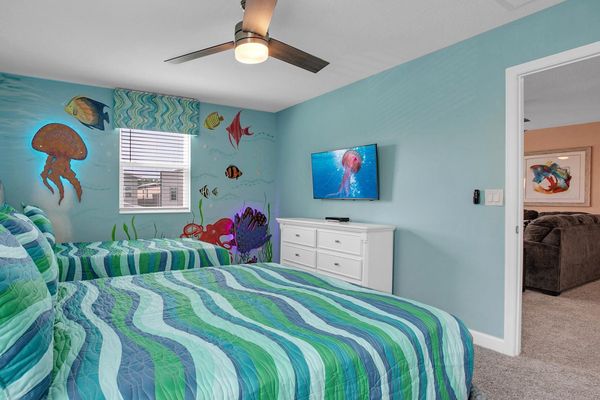 Twin/Double Suite Bedroom 3
Upstairs
Under The Sea Theme
43" Smart TV