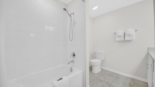 Hall Bathroom 2 (Angle)
Tub/Shower Combo