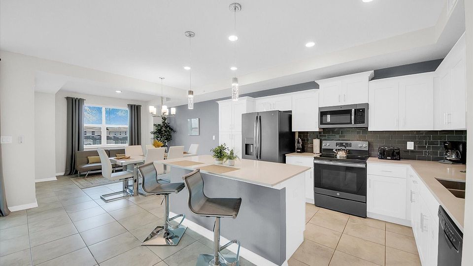 Kitchen (Angle)