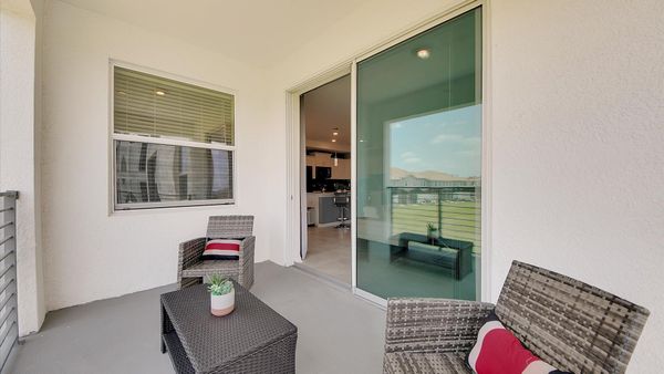Patio Seating (Angle)