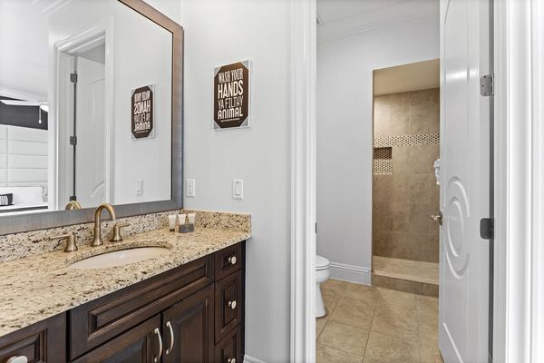 En-suite bathroom with walk-in shower