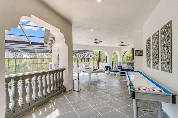 One of the largest balconies in Reunion with plenty of entertainment
