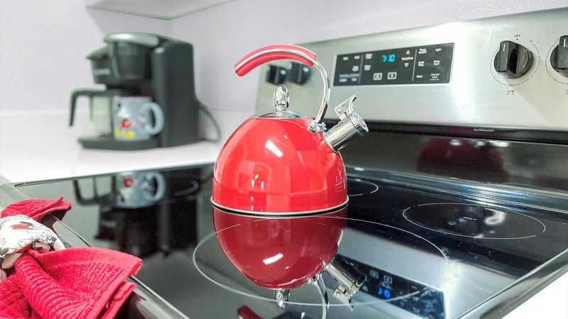 Kitchen (Angle 2)