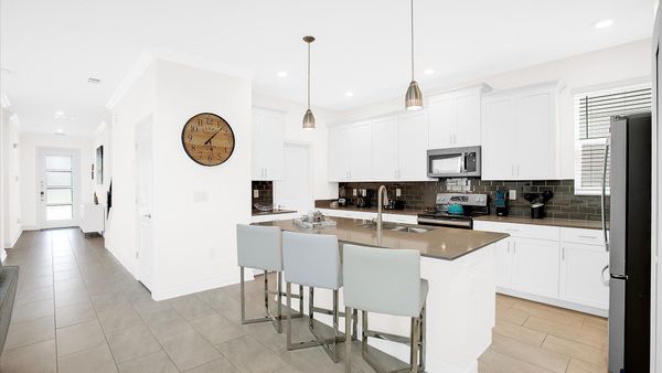 Kitchen (Angle)