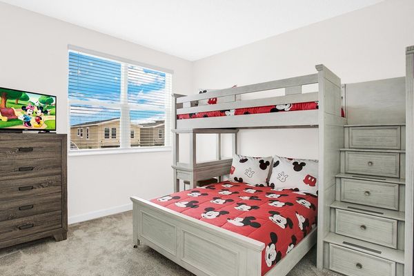 Twin/Double Bunk Bedroom 5 Upstairs
32" Smart TV