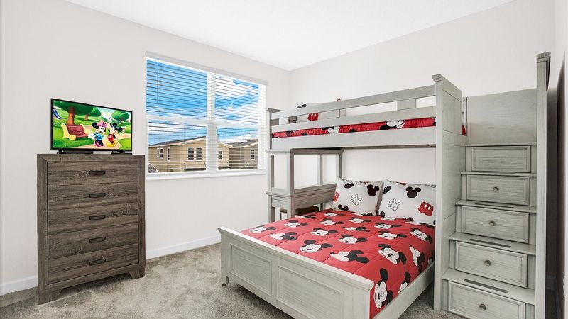 Twin/Double Bunk Bedroom 5 Upstairs
32" Smart TV