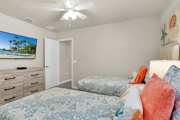 Twin/Twin Bedroom 6 (Angle)
55" Roku TV