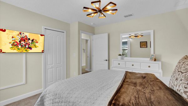 Queen Bedroom 7 (Angle)
43" Smart TV