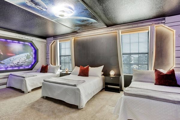 Three Doubles Bedroom 9 Upstairs
Star Wars