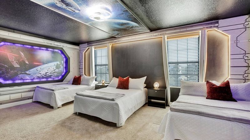 Three Doubles Bedroom 9 Upstairs
Star Wars