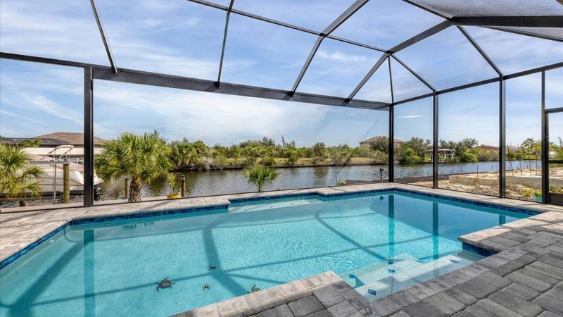 Perfect outdoor space overlooking the canal.
