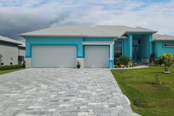 Beautiful South Gulf Cove property