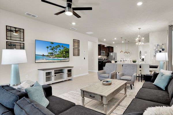 Living Room
75" Roku TV