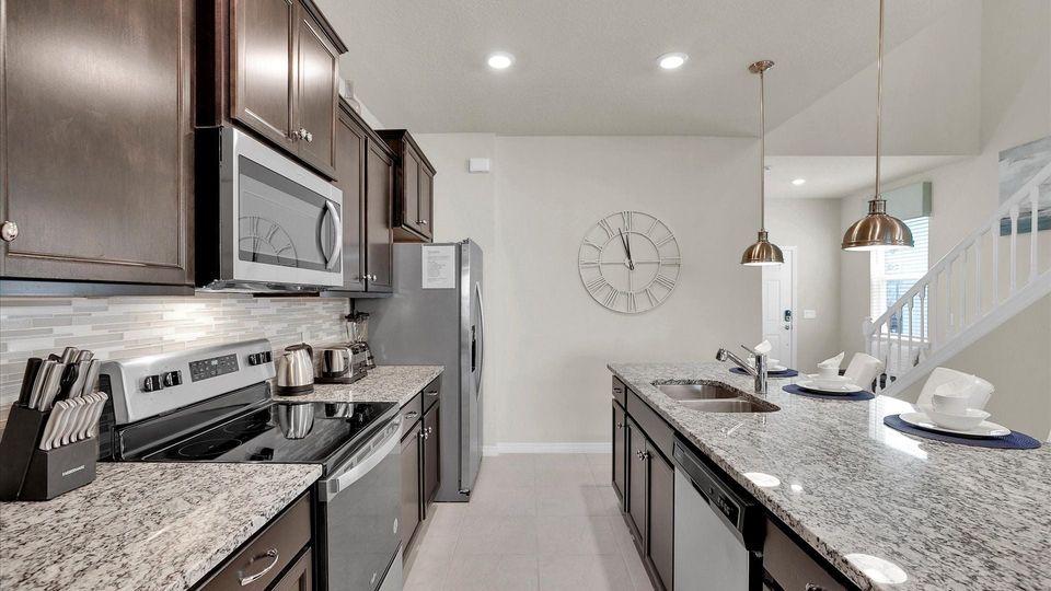 Kitchen (Angle)