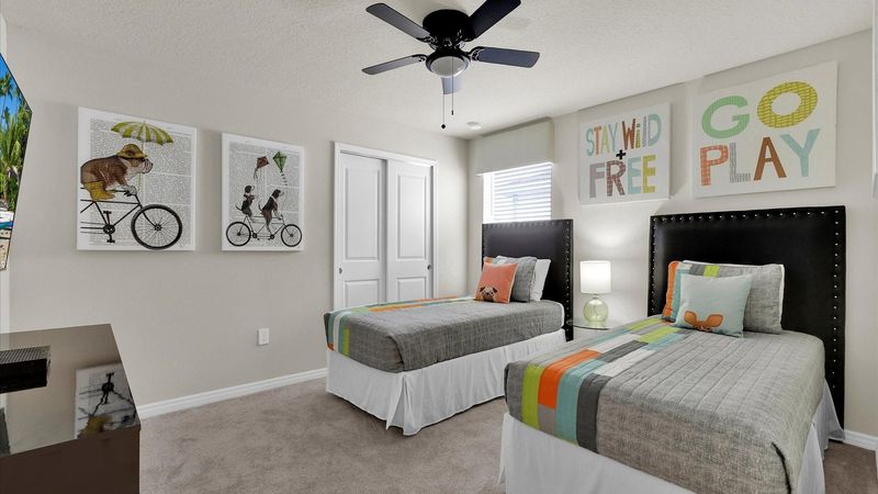 Twin/Twin Bedroom 6 Upstairs