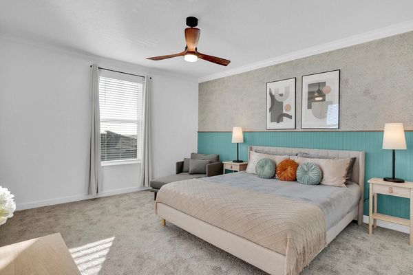 Master King Bedroom 2 Upstairs
Attached Bathroom