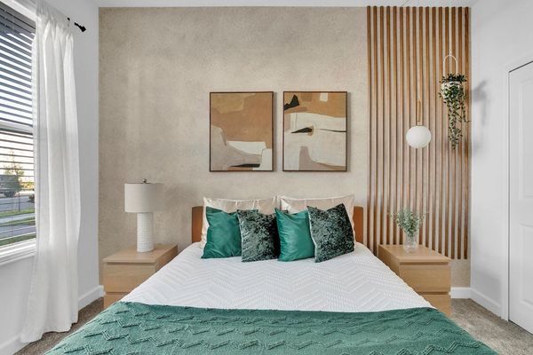 Queen Bedroom 3 (Angle 2)