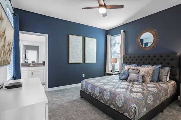 King Suite Bedroom 1 Downstairs
Attached Bathroom