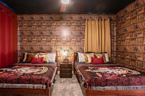 Two Doubles Bedroom 4 (Angle)