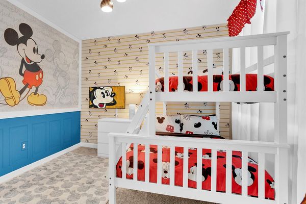 Twin/Double Bunk Bedroom 5 (Angle)
40" Smart TV