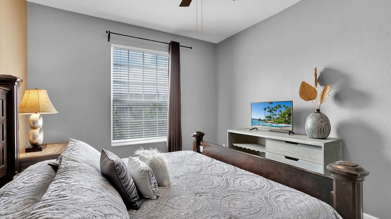 Master King Bedroom 1 (Angle)
43" Smart TV