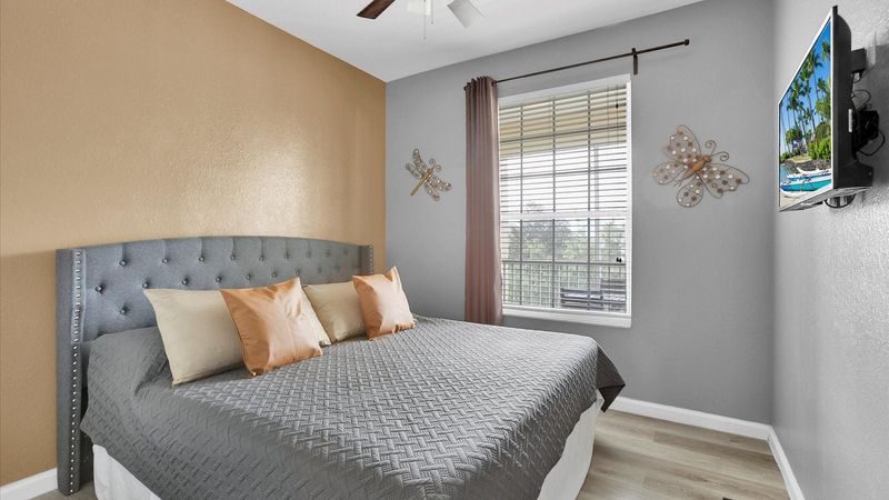 King Bedroom 3
