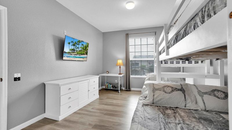 Two Twin/Double Bunks Bedroom 2 (Angle)
50" Smart TV