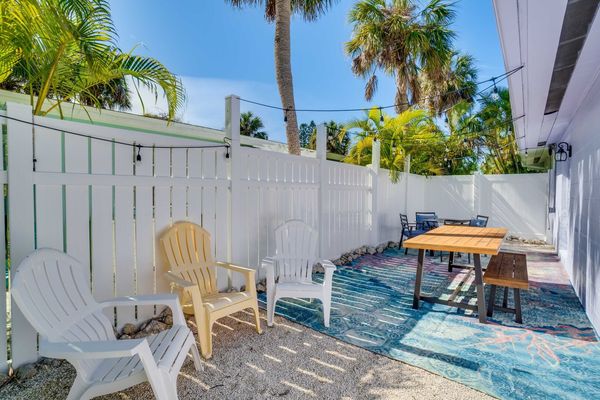 Outdoors Seating