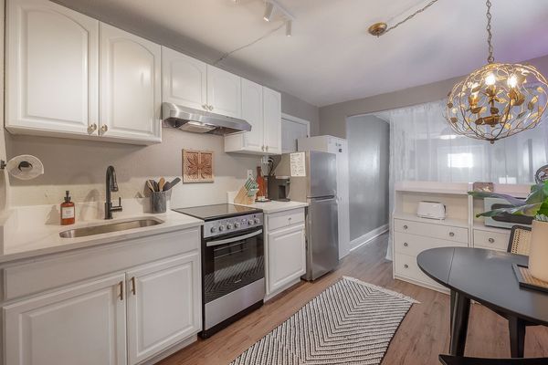 Charming Studio | Outdoor Space | Discounts